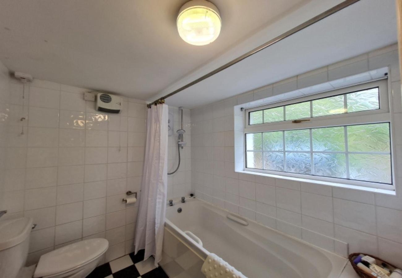 Cushatrough Claddaghduff Exteriör bild